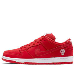 Nike: Красные кроссовки  SB Dunk Low Pro QS