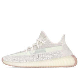 Adidas: Светоотражающие кроссовки  Yeezy Boost 350 v2