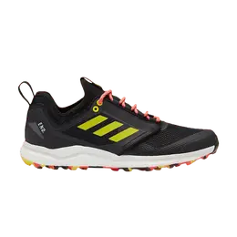 Adidas: Чёрные кроссовки  Terrex