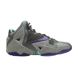 Nike: Серые кроссовки  Lebron 11