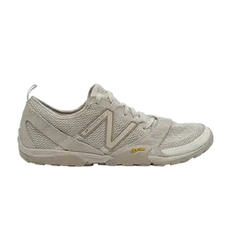 New Balance: Бежевые кроссовки 