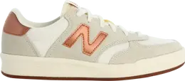 New Balance: Бежевые кроссовки 