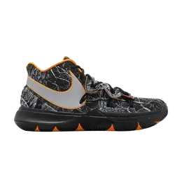 Nike: Серые кроссовки  Kyrie 5