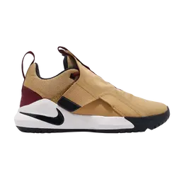 Nike: Золотые кроссовки 