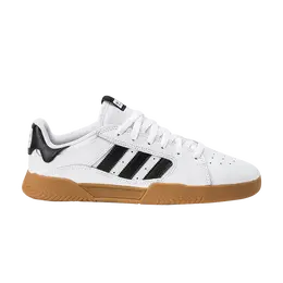 Adidas: Белые кроссовки 