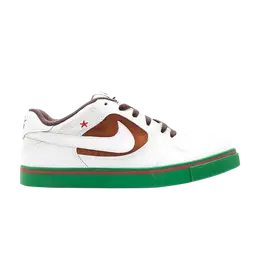 Nike: Белые кроссовки 