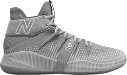 New Balance: Серые кроссовки 
