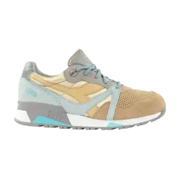 Diadora: Бежевые кроссовки 