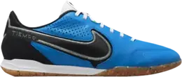 Nike: Светлые кроссовки 