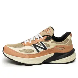 New Balance: Оранжевые кроссовки 