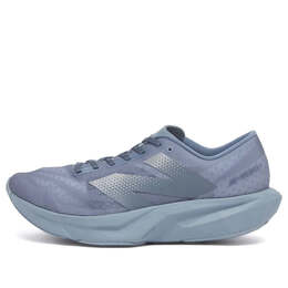 New Balance: Серые кроссовки  FuelCell
