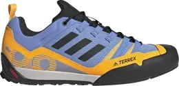 Adidas: Голубые кроссовки  Terrex Swift