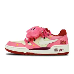 Nike: Белые кроссовки 