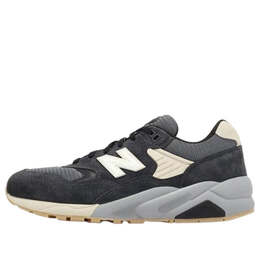 New Balance: Чёрные кроссовки 