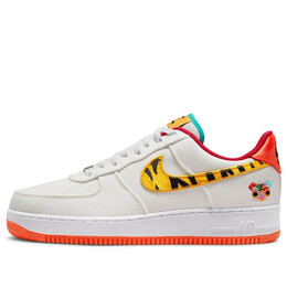 Nike: Белые кроссовки  Air Force 1