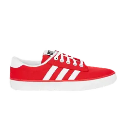 Adidas: Красные кроссовки 