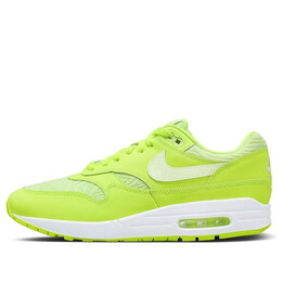 Nike: Зелёные кроссовки  Air Max 1