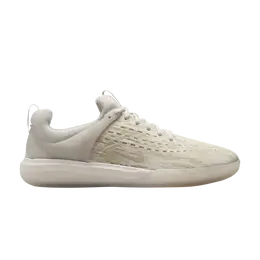 Nike: Светлые кроссовки 