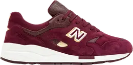 New Balance: Красные кроссовки 