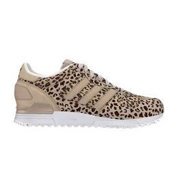 Adidas: Кроссовки  ZX-700