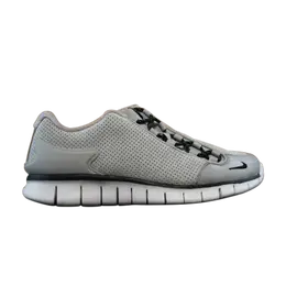 Nike: Серые кроссовки 