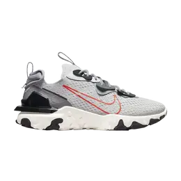 Nike: Серые кроссовки  React Vision