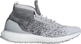 Adidas: Белые кроссовки  UltraBoost