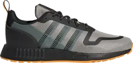 Adidas: Светлые кроссовки 