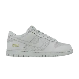 Nike: Серые кроссовки  Dunk Low