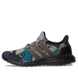 Adidas: Многоцветные кроссовки  UltraBoost