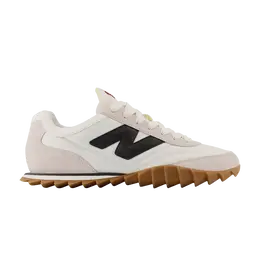 New Balance: Бежевые кроссовки 