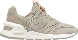 New Balance: Серые кроссовки 