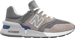 New Balance: Серые кроссовки 