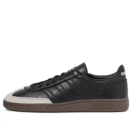 Adidas: Чёрные кроссовки 
