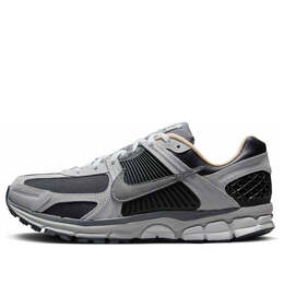 Nike: Тёмные кроссовки  Air Zoom