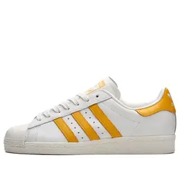 Adidas: Белые кроссовки 