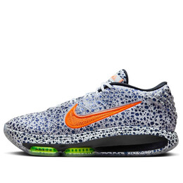 Nike: Белые кроссовки  Air Zoom