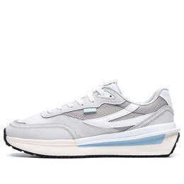 Fila: Белые кроссовки 