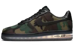 Nike: Серые кроссовки  Air Force 1 Low