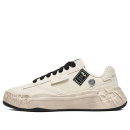 Fila: Белые кроссовки 
