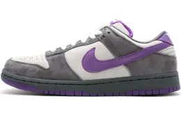 Nike: Фиолетовые кроссовки  SB Dunk Low