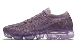 Nike: Кроссовки  Vapormax