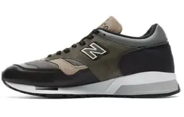 New Balance: Кроссовки  1500