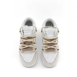 Nike: Бежевые кроссовки  Dunk
