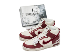 Nike: Красные кроссовки  Dunk