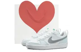 Nike: Светлые кроссовки  Court