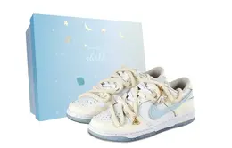 Nike: Жёлтые кроссовки  Dunk