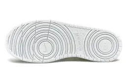 Nike: Оранжевые кроссовки  Court