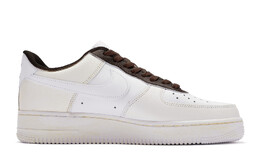 Nike: Бежевые кроссовки  Air Force 1