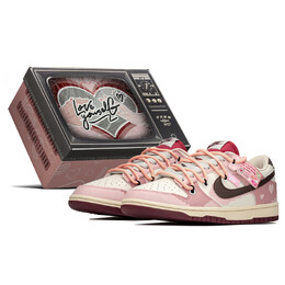 Nike: Бежевые кроссовки  Dunk